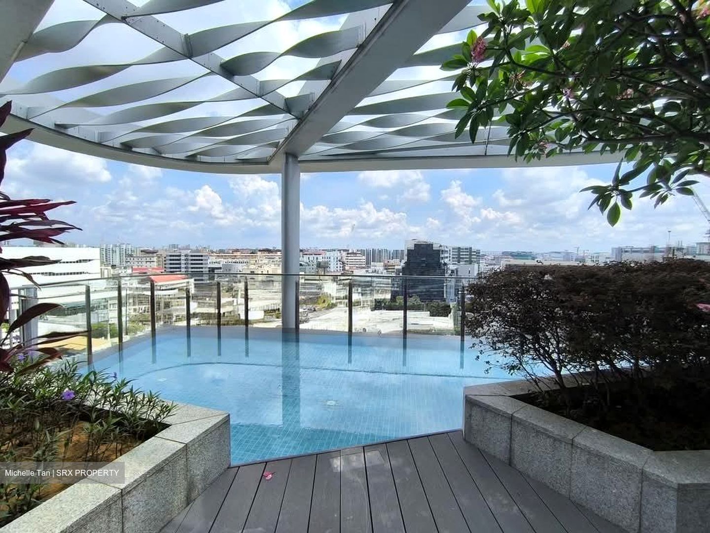 Sky Green (D13), Condominium #557939041